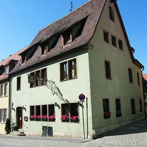 Guest house Pension Hofmann-schmoelzer, Rothenburg ob der Tauber